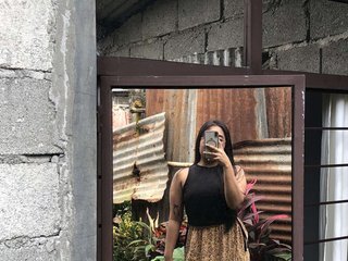 צ'אט וידאו ארוטי HotLexie