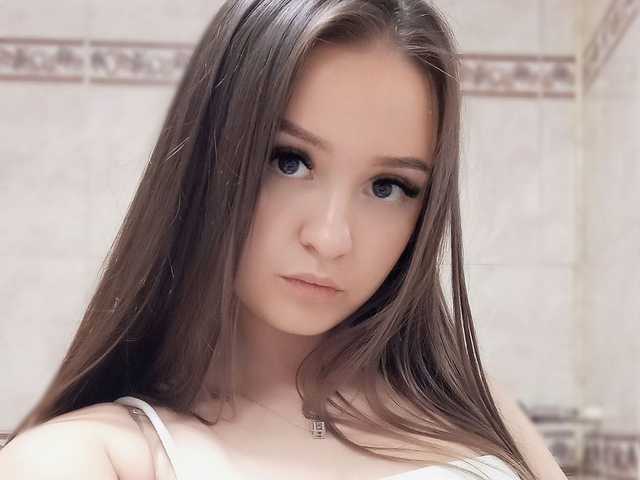 תמונה של הפרופיל HotLilii