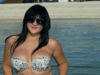 צ'אט וידאו ארוטי hotlola24