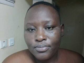 צ'אט וידאו ארוטי HotNaughtygirl