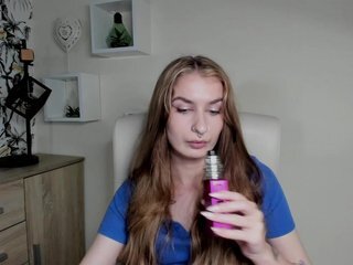 צ'אט וידאו ארוטי HotNina19