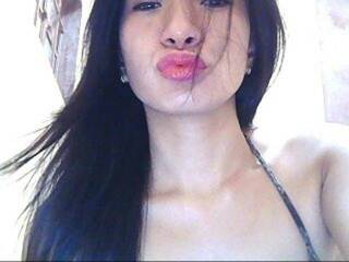 צ'אט וידאו ארוטי HotSweetDoll