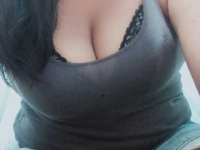 תמונה של הפרופיל HottAsianBabe