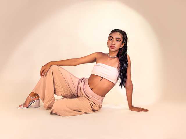 תמונה של הפרופיל Hottie-Veronica