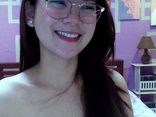 צ'אט וידאו ארוטי HottieAnne