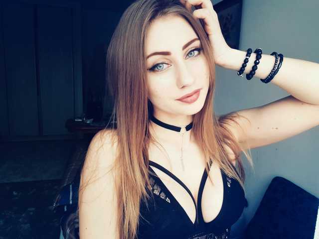 תמונה של הפרופיל hottieLAURA
