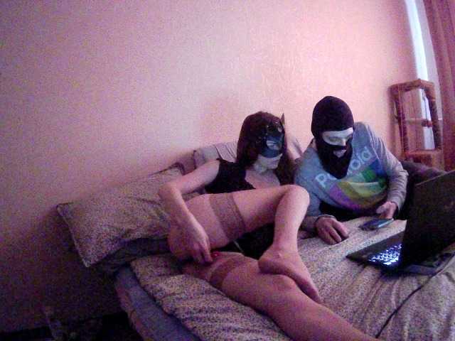צילומי מסך משודרים HotTwix