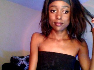 צ'אט וידאו ארוטי Hunnybee