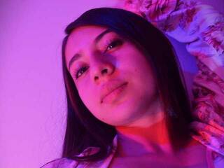 צ'אט וידאו ארוטי HyralyFox