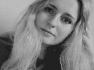 צ'אט וידאו ארוטי iamlouise