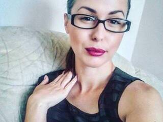 צ'אט וידאו ארוטי IamTaboo