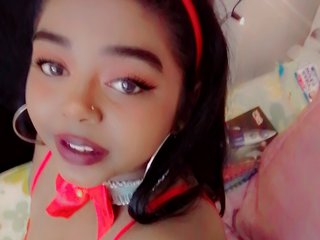 צ'אט וידאו ארוטי IndianFire00