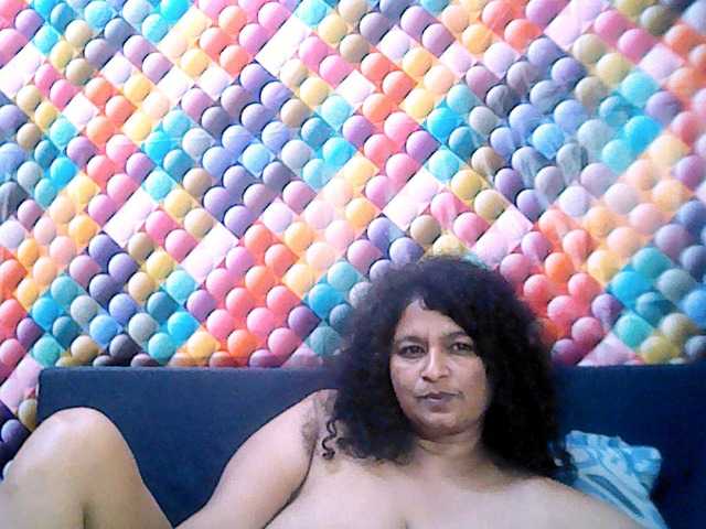 תמונות Indianstar75 boobs