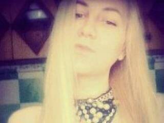 צ'אט וידאו ארוטי intrizheenn