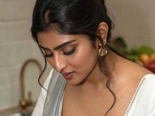 צ'אט וידאו ארוטי IqraQueen