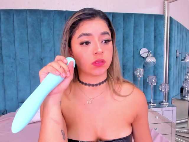 תמונות IreneGreenn ❤️ squirt ❤️ [300 tokens left] cute young latina needs a punishment. Let's get dirty! I'm your babygirl ❤️❤️!!! #cute #spit #hairy #ahegao #anal