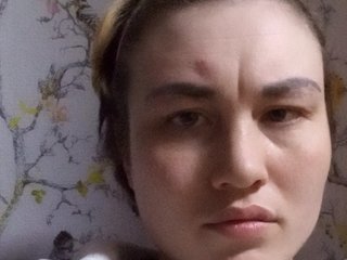 צ'אט וידאו ארוטי IreneMoon