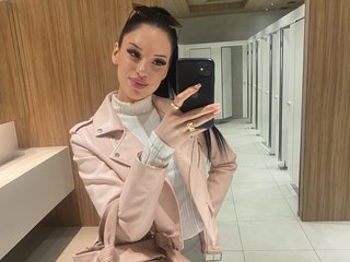 צ'אט וידאו ארוטי IrisMonn
