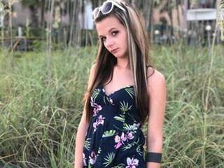 צ'אט וידאו ארוטי IrisRiverston