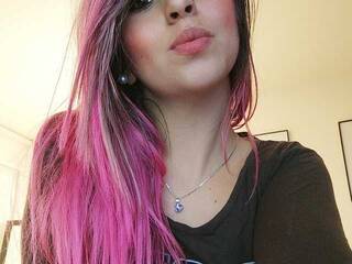 צ'אט וידאו ארוטי Miagadner1