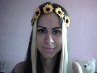 צ'אט וידאו ארוטי isabel04ka