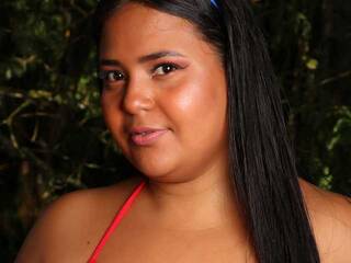 צ'אט וידאו ארוטי isabela-bake