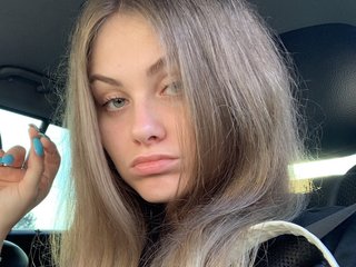 צ'אט וידאו ארוטי IsabelGood