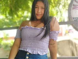 צ'אט וידאו ארוטי Isabell98