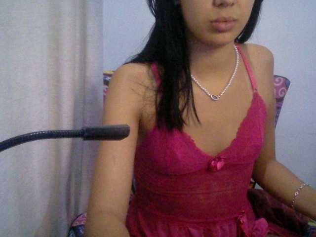 צילומי מסך משודרים Isabella048