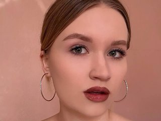 צ'אט וידאו ארוטי IsabellaTorrance