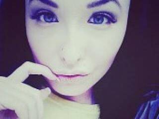 צ'אט וידאו ארוטי isabelllaa