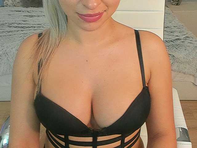 תמונות issakitten Hello ❤️Can you keep this pussy wet? ❤️!@sexy surprise at goal #new #dildo #lush #blonde #petite #blowjob #bigass #twerk #squirt @sexysurprise at goal *** group chat open