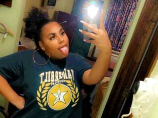 צ'אט וידאו ארוטי Itscharm