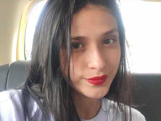 צ'אט וידאו ארוטי IvanaClark