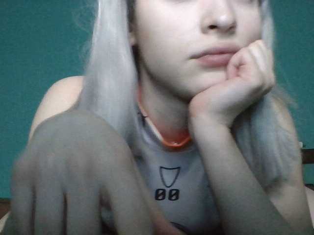 צילומי מסך משודרים Ivanka-Chan