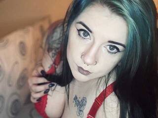 צ'אט וידאו ארוטי Ivyday18