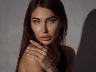 צ'אט וידאו ארוטי JackyLucky