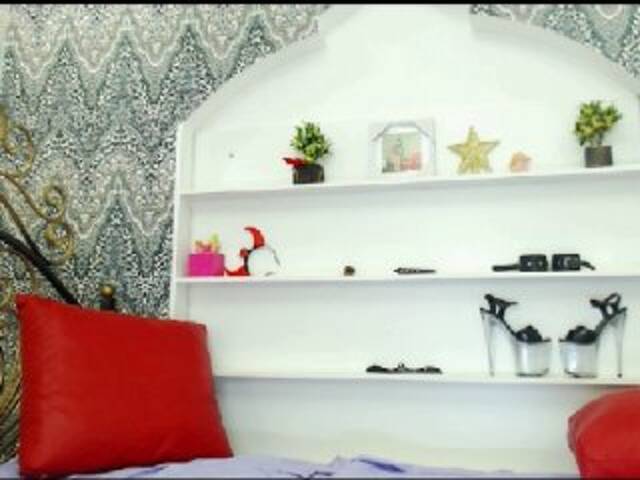 צילומי מסך משודרים Jaklynki