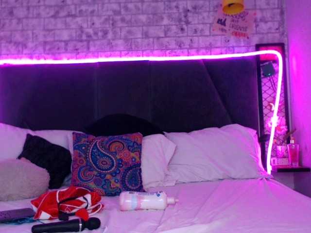 צילומי מסך משודרים JanaMeyer