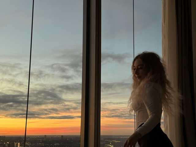 תמונה של הפרופיל JJane-