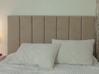 צ'אט וידאו ארוטי jane-suckss