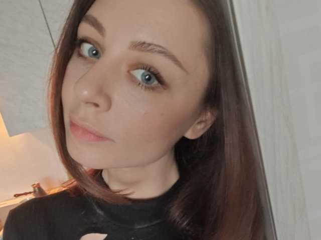 תמונה של הפרופיל JaneDoeXxx