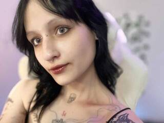 צ'אט וידאו ארוטי EsterErdmond