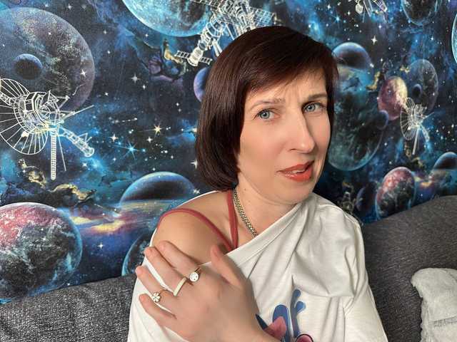 תמונה של הפרופיל JaneSkyline