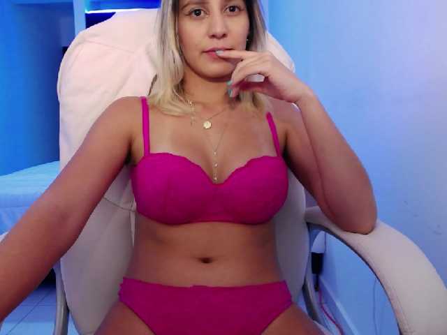 תמונות jazzolivia hi I am new model here. Wanna know amore about me? NAKED AT GOAL