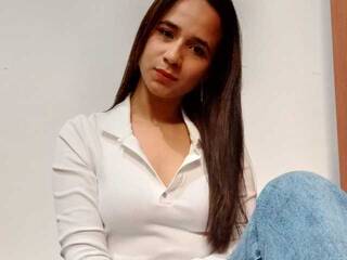 צ'אט וידאו ארוטי JennaCameron