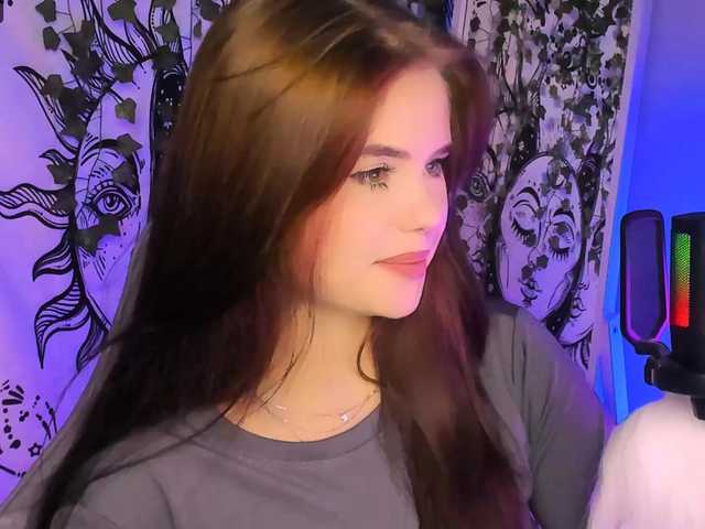 צילומי מסך משודרים JenniferWandis
