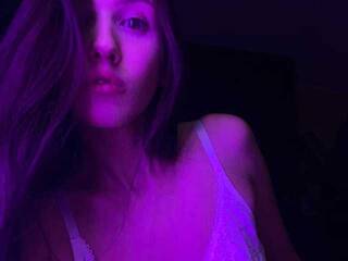 צ'אט וידאו ארוטי JenniferWebb