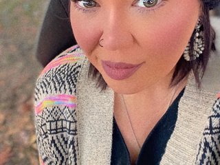 צ'אט וידאו ארוטי Jennintheview