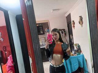 צ'אט וידאו ארוטי Jess-xp